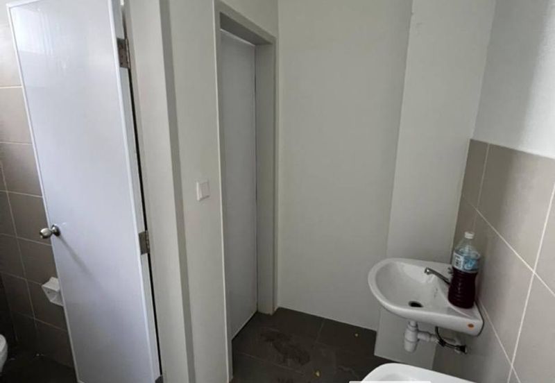 Triana @ Tropicana Amans