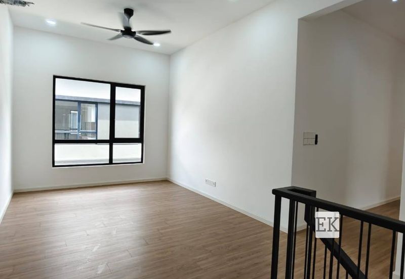 Freesia Residences @ Tropicana Aman