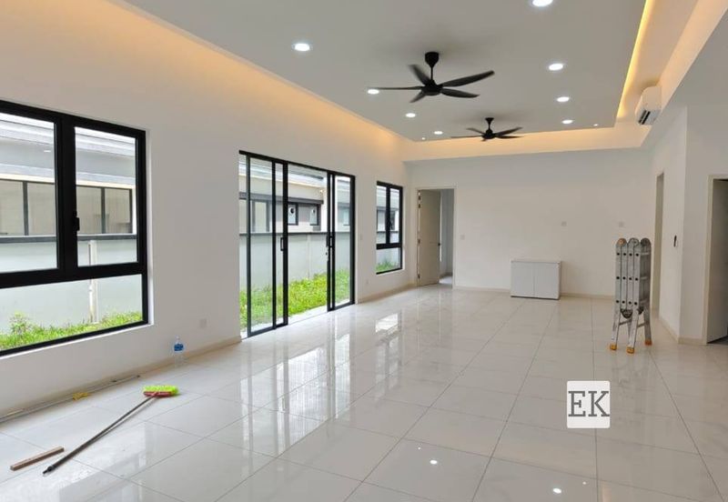 Freesia Residences @ Tropicana Aman