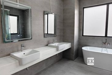 Freesia Residences @ Tropicana Aman