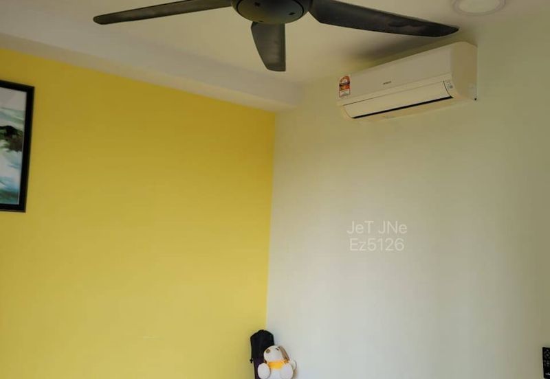 Gravit8 @ Klang South