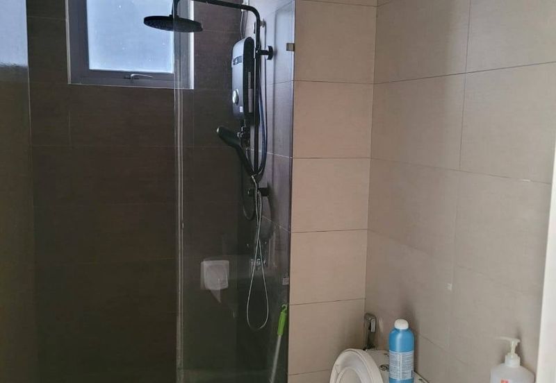 Gravit8 @ Klang South