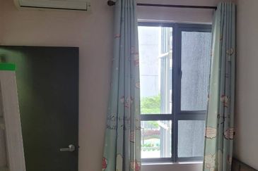 Gravit8 @ Klang South