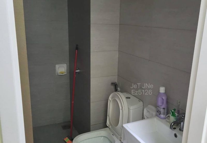 Gravit8 @ Klang South