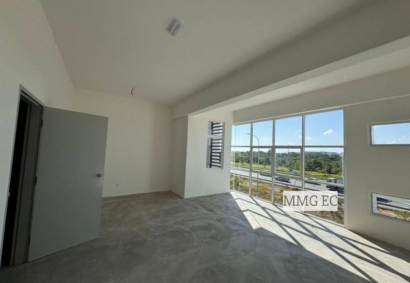 Suria Industrial Park (SIP)