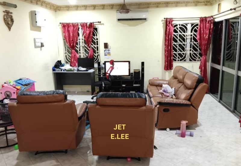 Taman Tepi Sungai ( Taman Teluk Pulai Indah )