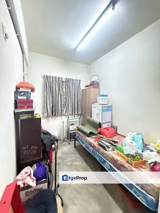 Taman Sentosa Klang Shop Apartment Facing Main Road Basic Unit , Selangor, Klang