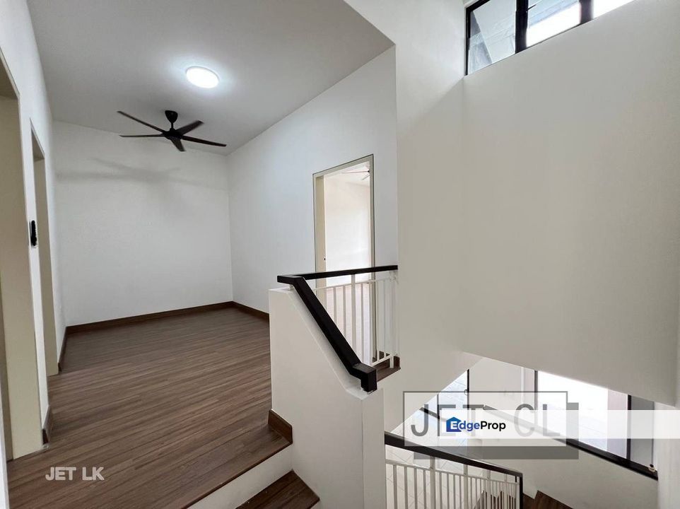Nadira 3 Bandar Bukit Raja 22x75 Basic Unit , Selangor, Klang