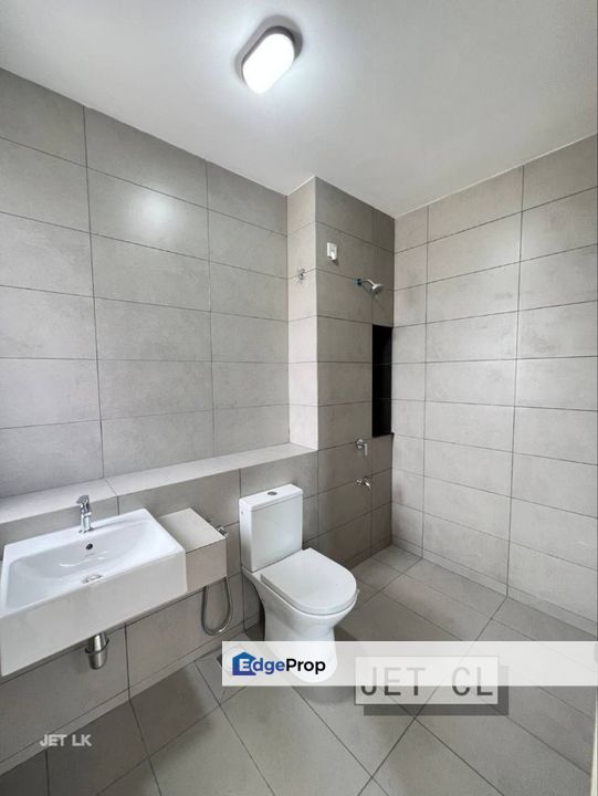 Nadira 3 Bandar Bukit Raja 22x75 Basic Unit , Selangor, Klang