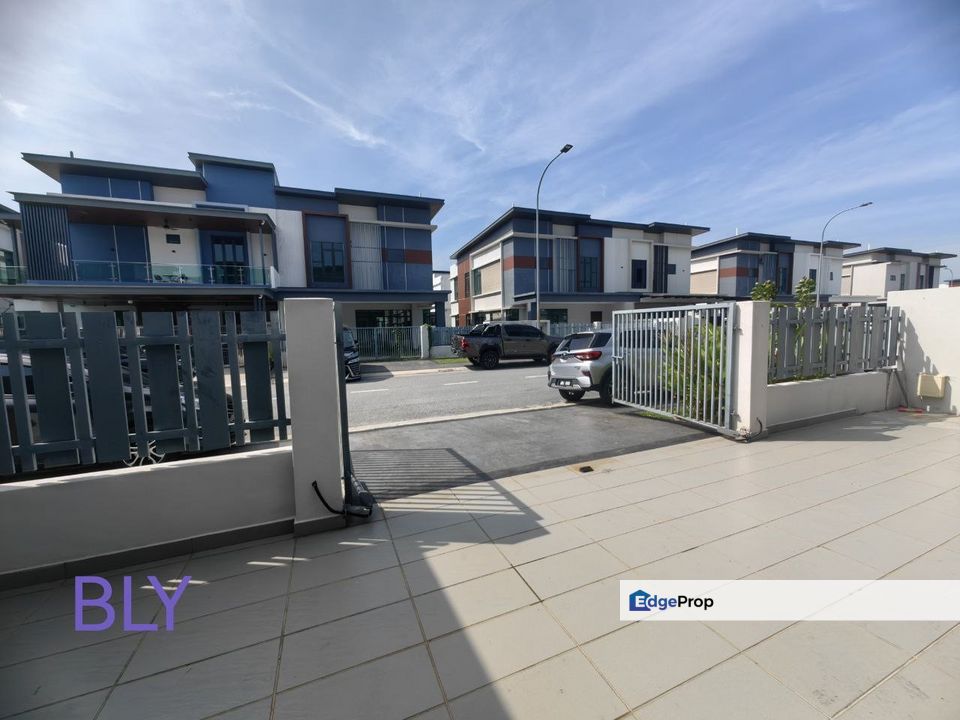 Bandar Bestari Canary Garden Double Storey Semi D , Selangor, Klang