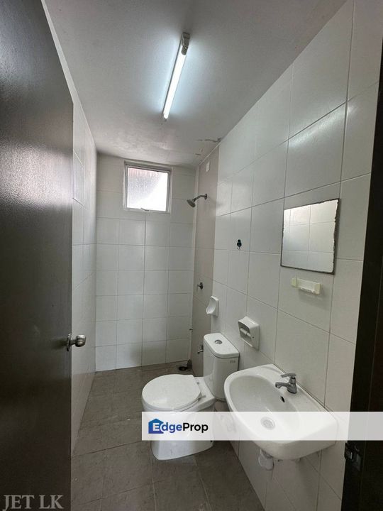 Orchis Apartment Bandar Parkland Basic Unit , Selangor, Klang