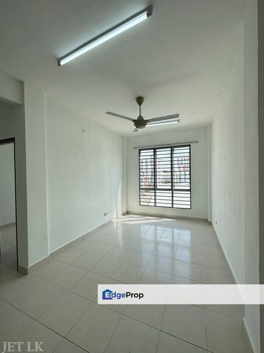 Orchis Apartment Bandar Parkland Basic Unit , Selangor, Klang