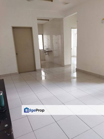 Good Location Akasia Apartment Basic Unit , Selangor, Setia Alam/Alam Nusantara