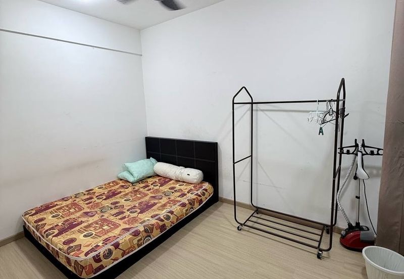 Gravit8 @ Klang South