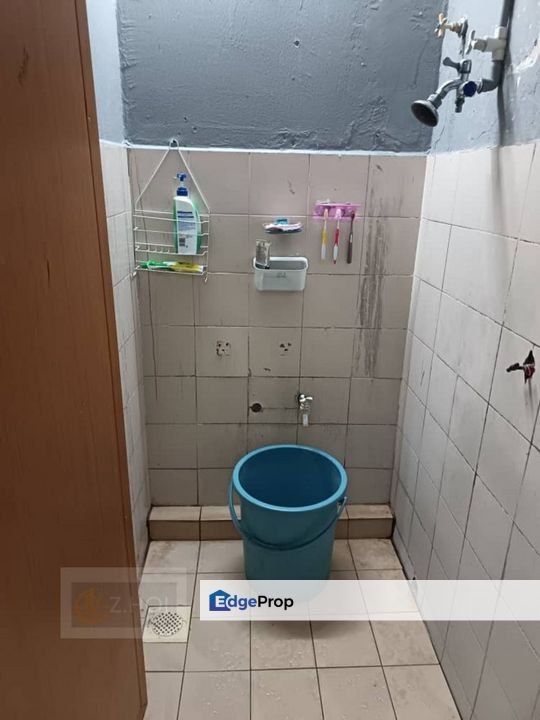 Good Location Bukit Tinggi 2 Low Cost Flat , Selangor, Port Klang