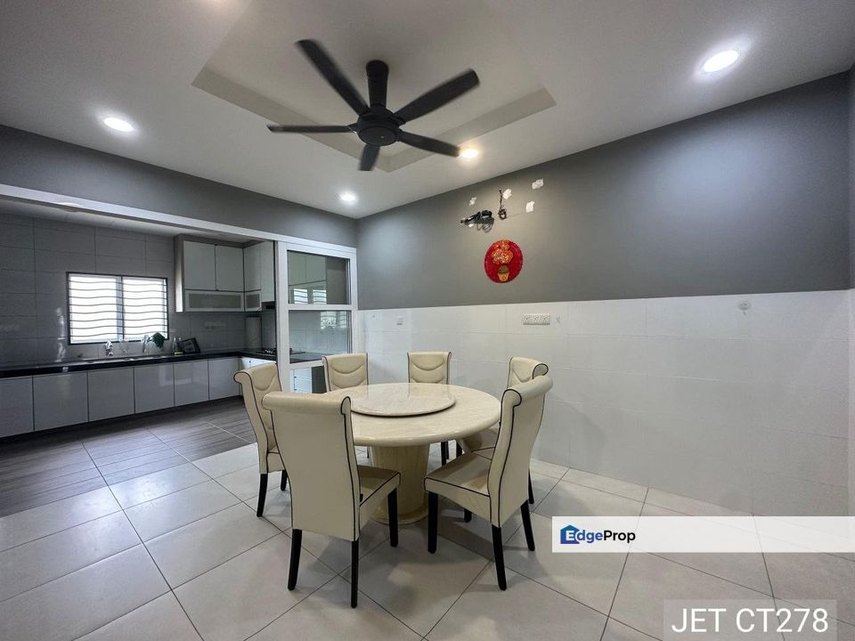 Kota Bayuemas Klang Partial Furnished Double Storey House , Selangor, Klang