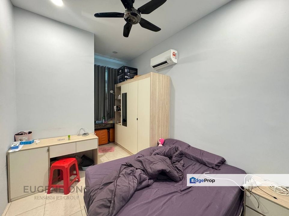 Bandar Mahkota Banting Fully Renovated Double Storey House , Selangor, Banting