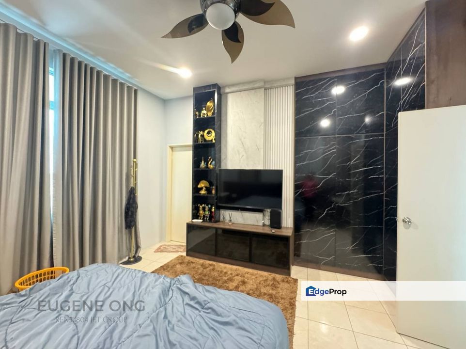 Bandar Mahkota Banting Fully Renovated Double Storey House , Selangor, Banting