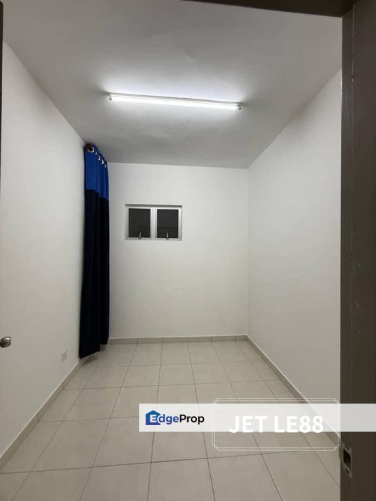 Trifolis Apartment Bukit Tinggi Partial Furnished Unit , Selangor, Klang