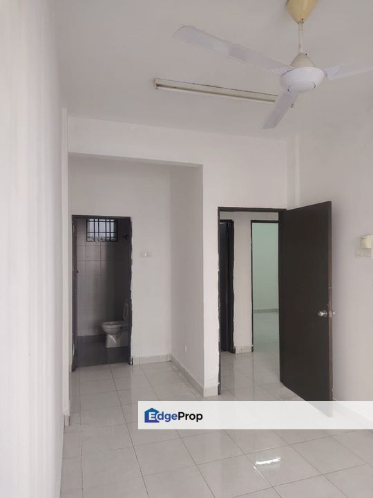 Orchis Apartment Bandar Parkland Klang Basic Unit , Selangor, Klang