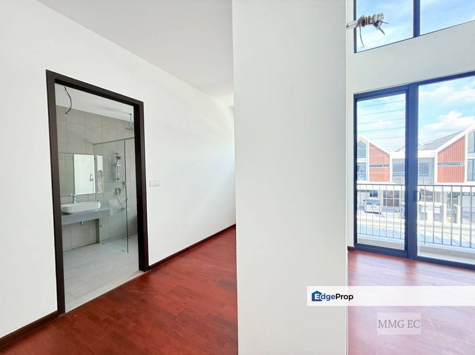 The Eighth Elmina Green Double Storey Semi D , Selangor, Sungai Buloh