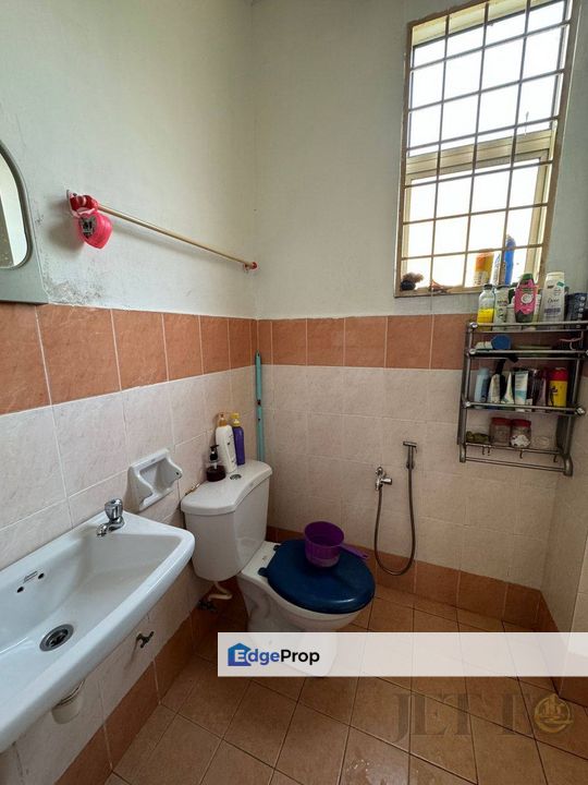 Bayu Vllla Apartment Klang Partial Furnished Unit , Selangor, Klang