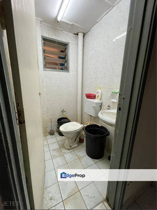 Pangsapuri Sri Kemuning Ground Floor Basic Unit , Selangor, Kota Kemuning