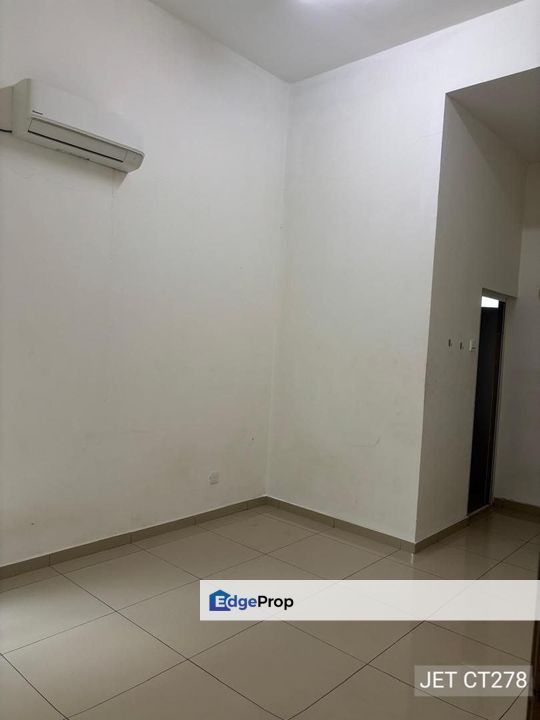 Canary Garden Renovated Semi D Cluster , Selangor, Klang