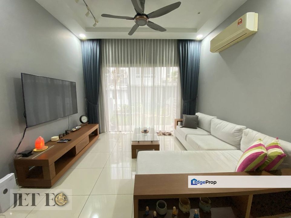 Tropicana Aman Bayan Residence Partial Renovated Double Storey House , Selangor, Telok Panglima Garang