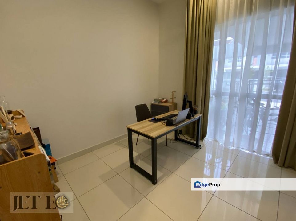 Tropicana Aman Bayan Residence Partial Renovated Double Storey House , Selangor, Telok Panglima Garang