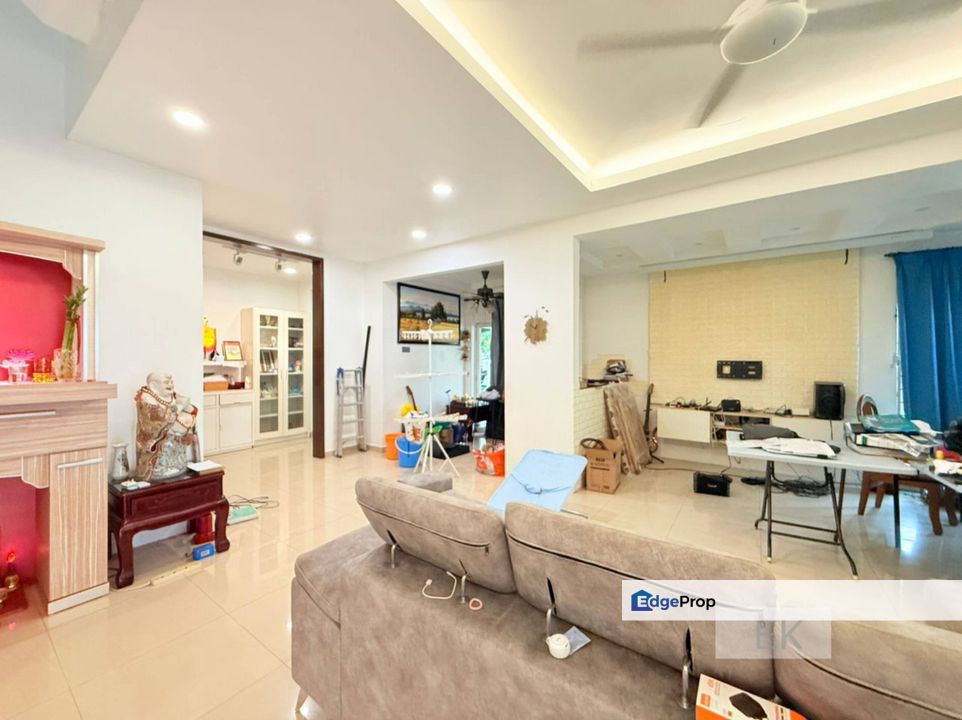 Canal Garden Kota Kemuning Renovated 2.5 Storey House , Selangor, Kota Kemuning