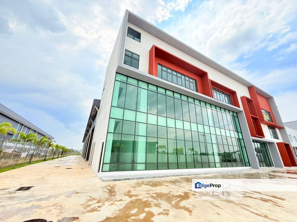 Bandar Serenia Dengkil Triple Storey Detached Warehouse , Selangor, Dengkil