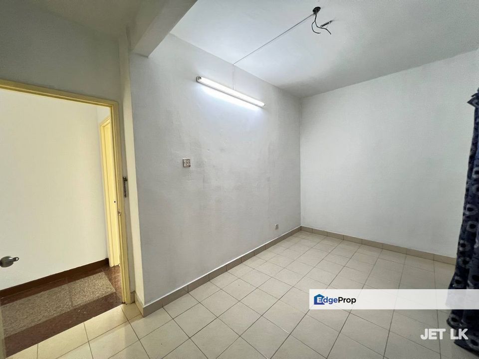 BBK Condominium Bandar Baru Klang Basic Unit , Selangor, Klang