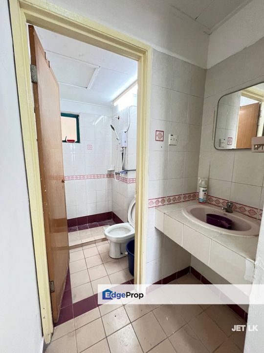 BBK Condominium Bandar Baru Klang Basic Unit , Selangor, Klang