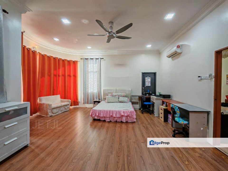 Taman Batu Belah Klang Fully Renovated Double Storey Semi  D , Selangor, Klang