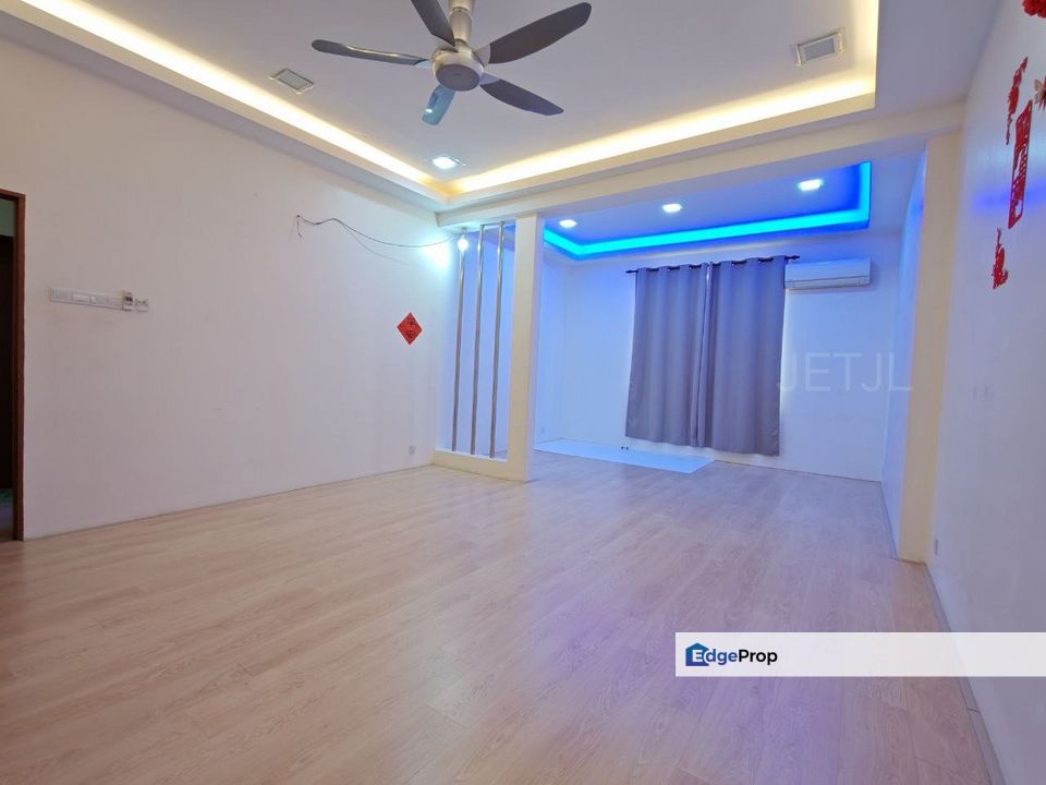 Taman Batu Belah Klang Fully Renovated Double Storey Semi  D , Selangor, Klang