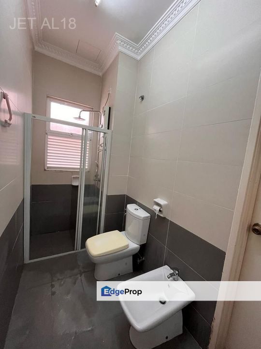 Anjung Sari Setia Alam Gated Guarded Triple Storey House , Selangor, Shah Alam