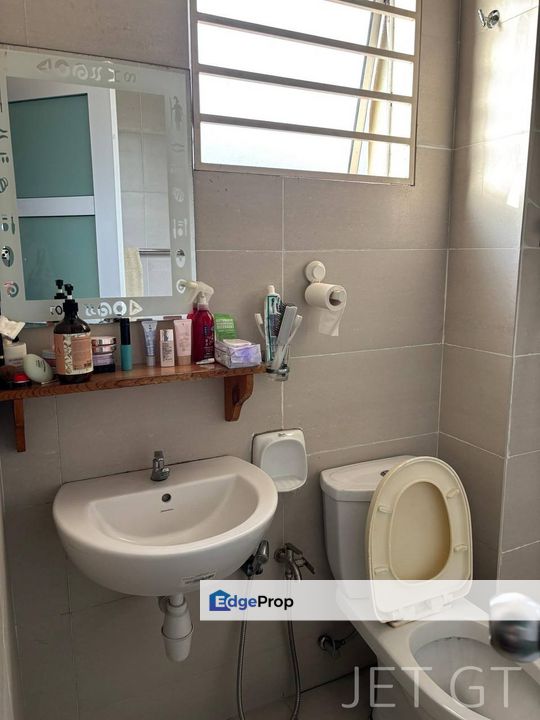 Good Location Bukit Kuda Klang 2.5 Storey House , Selangor, Klang