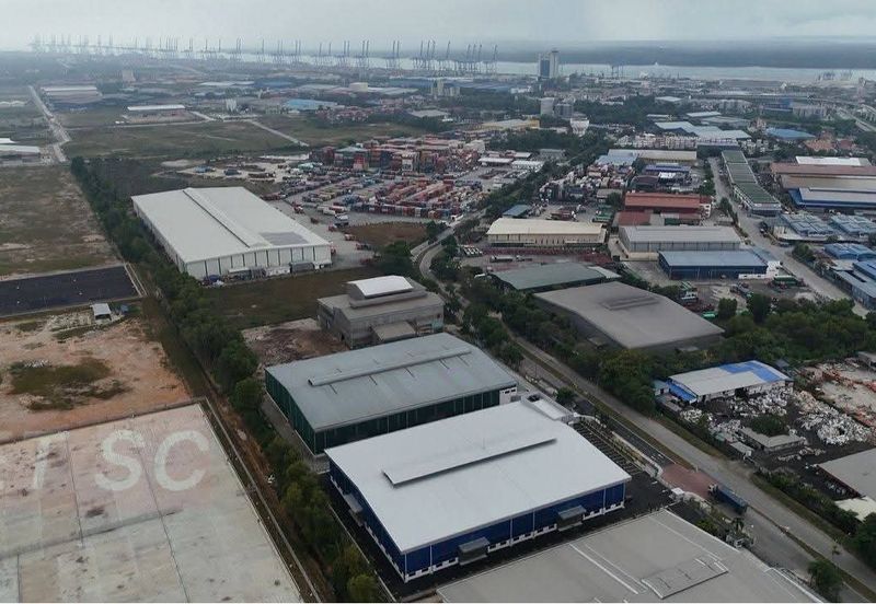 West Port, Pulau Indah