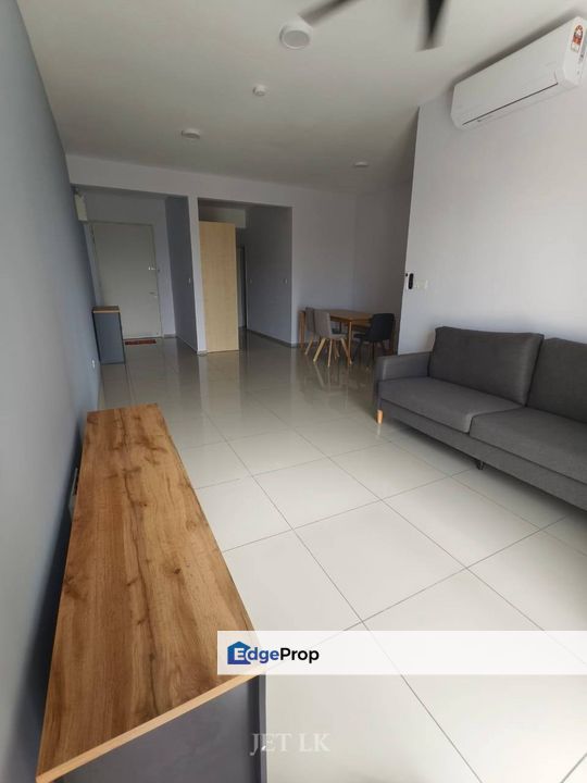 Tresor Gravit8 Kota Bayuemas Klang Fully Furnished Unit , Selangor, Klang