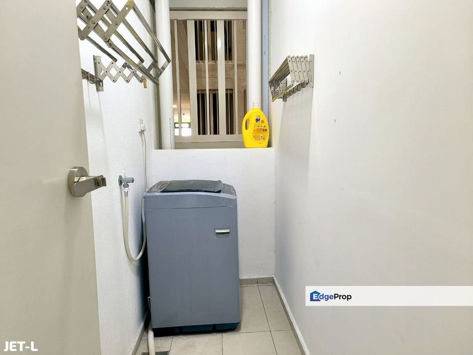 Gravit8 Tresor Partial Furnished Unit , Selangor, Klang