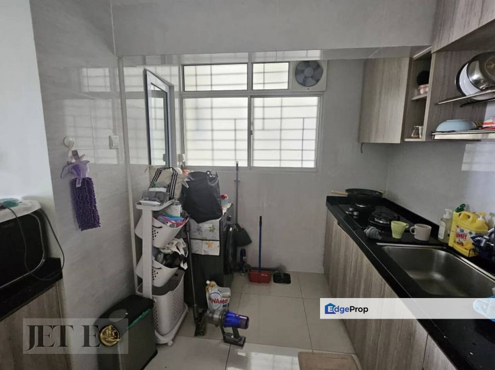 Taman Mas Puchong Partial Furnished Unit , Selangor, Puchong