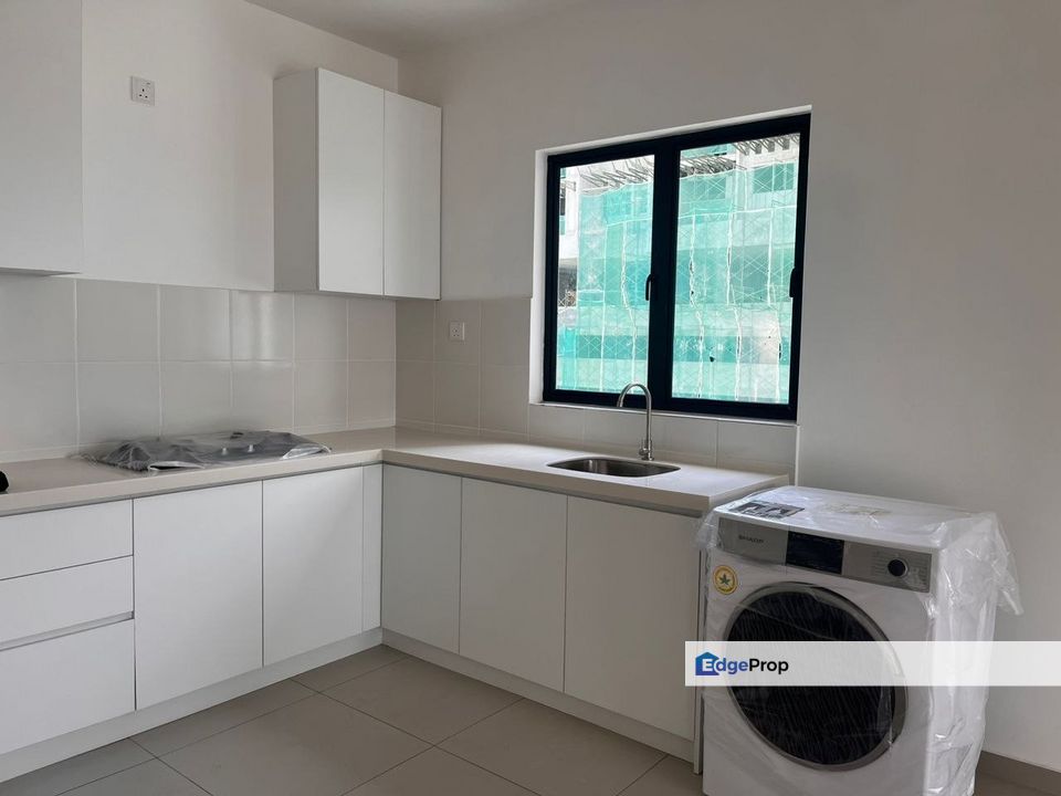 Huni D Residence Partial Furnished Unit , Selangor, Setia Alam/Alam Nusantara