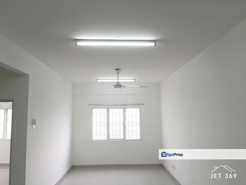 Good Location Pangsapuri Kemuning Aman Low Medium Cost Unit  , Selangor, Shah Alam