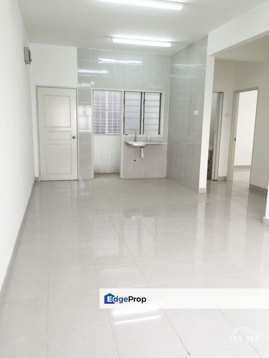 Good Location Pangsapuri Kemuning Aman Low Medium Cost Unit  , Selangor, Shah Alam