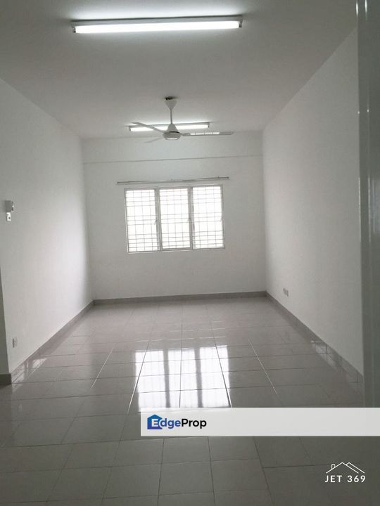 Good Location Pangsapuri Kemuning Aman Low Medium Cost Unit  , Selangor, Shah Alam