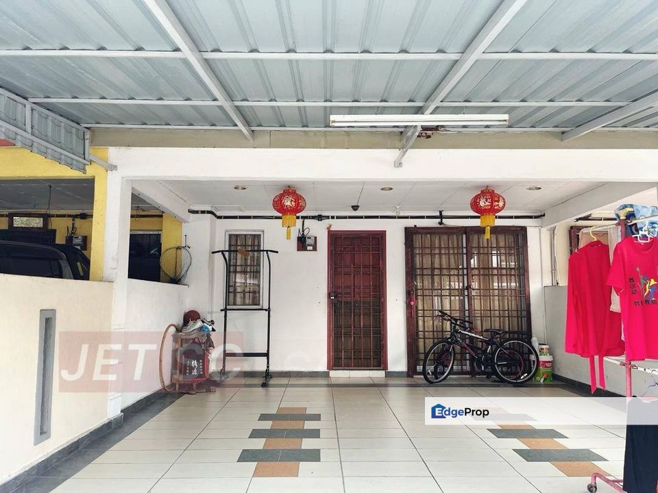 Bandar Saujana Putra Jenjarom 18x55 Double Storey House , Selangor, Kuala Langat
