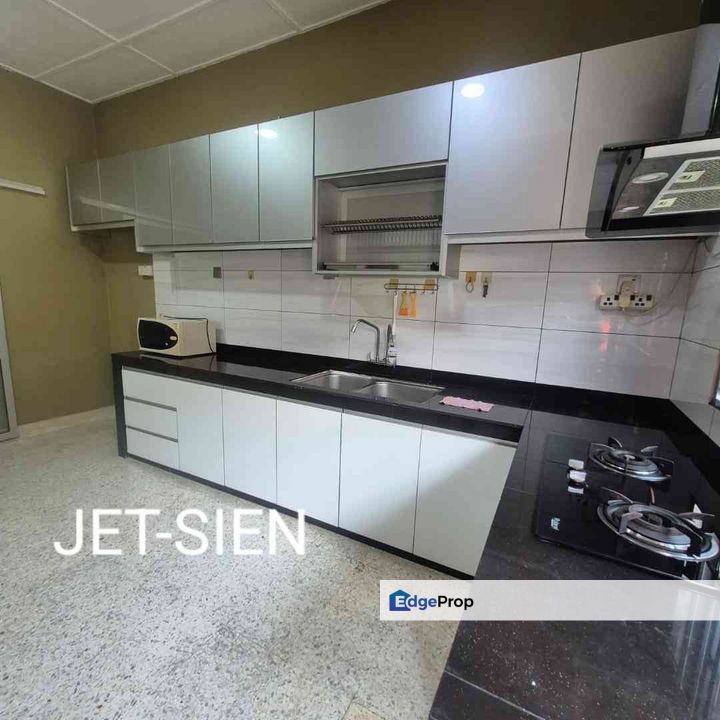 Jalan Meru Klang 20x65 Partial Furnished Single Storey House , Selangor, Klang