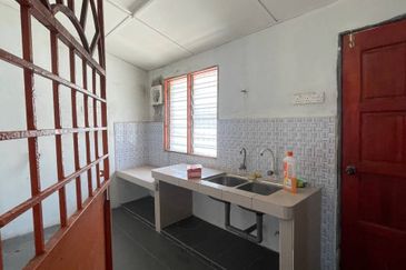 Taman Dato Hormat, Telok Panglima Garang