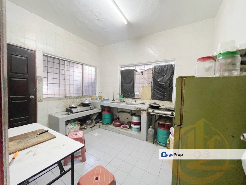 Limited Unit Morib Banting Double Storey House , Selangor, Banting